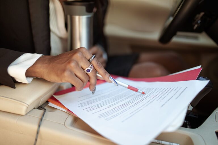 Contrôle de documents et de la carte grise d'un véhicule